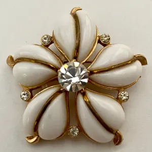 1960s Rhinestone Flower Brooch