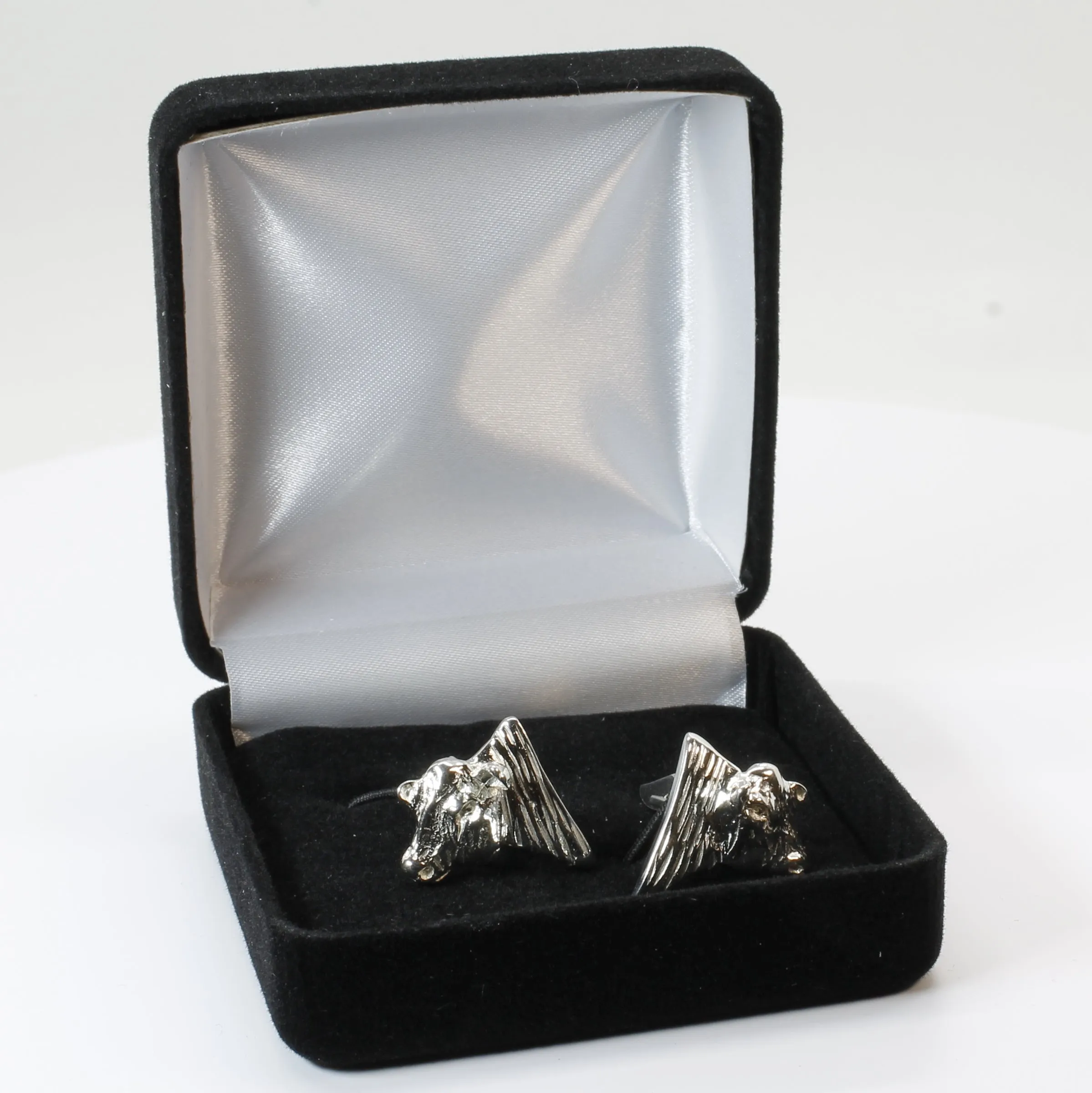 Bull Cuff Links for him with 925 Sterling Silver Heads of Angus Bulls