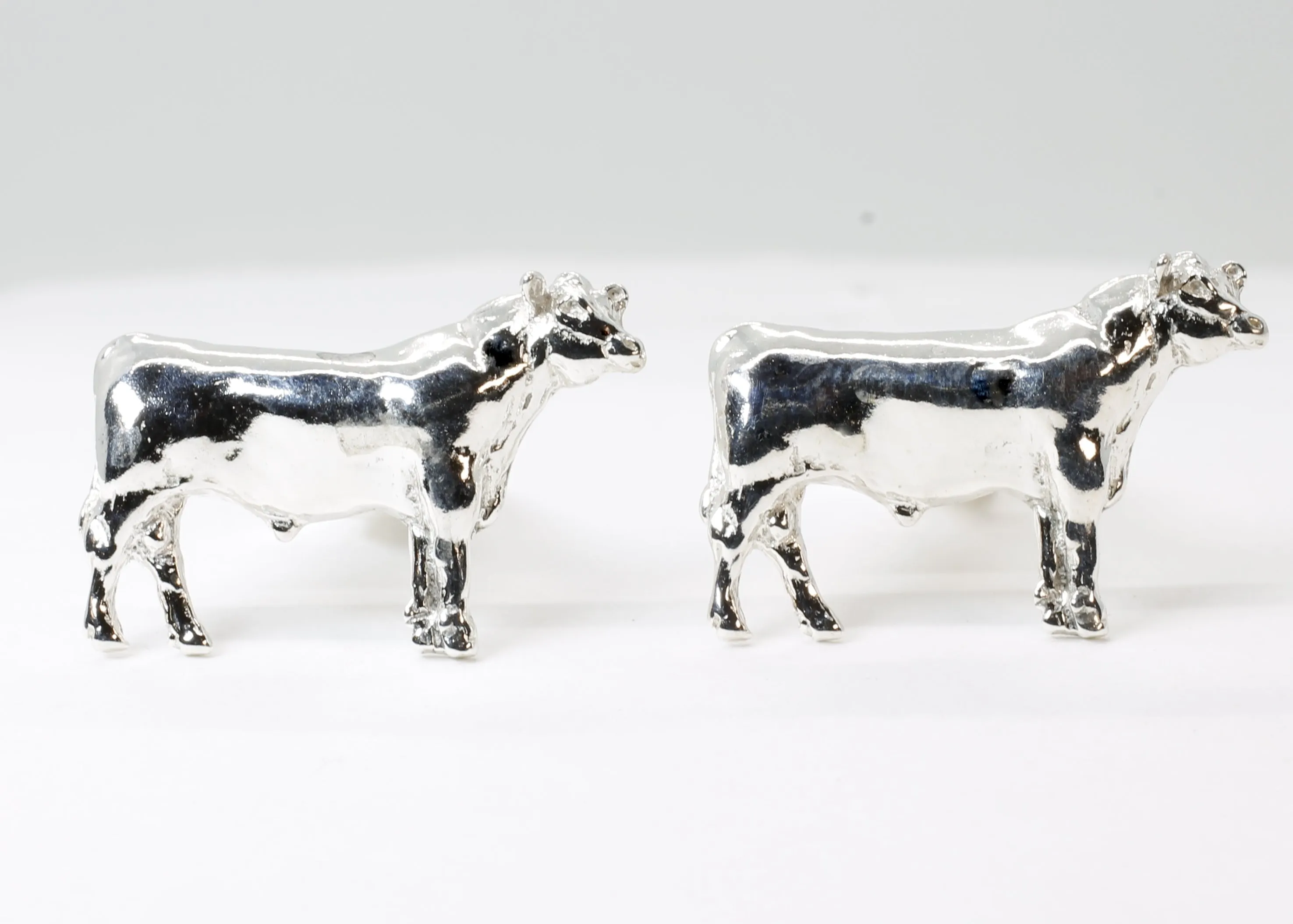 Bull Cuff Links for him with 925 Sterling Silver Prize Angus Bulls