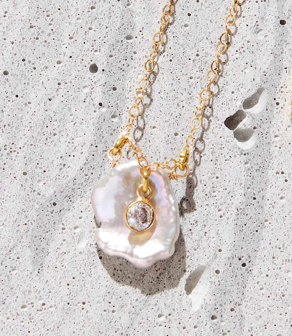 Crystal Pearl Necklace
