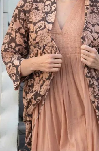 ELEANOR ROBE IN PARROT PRINT
