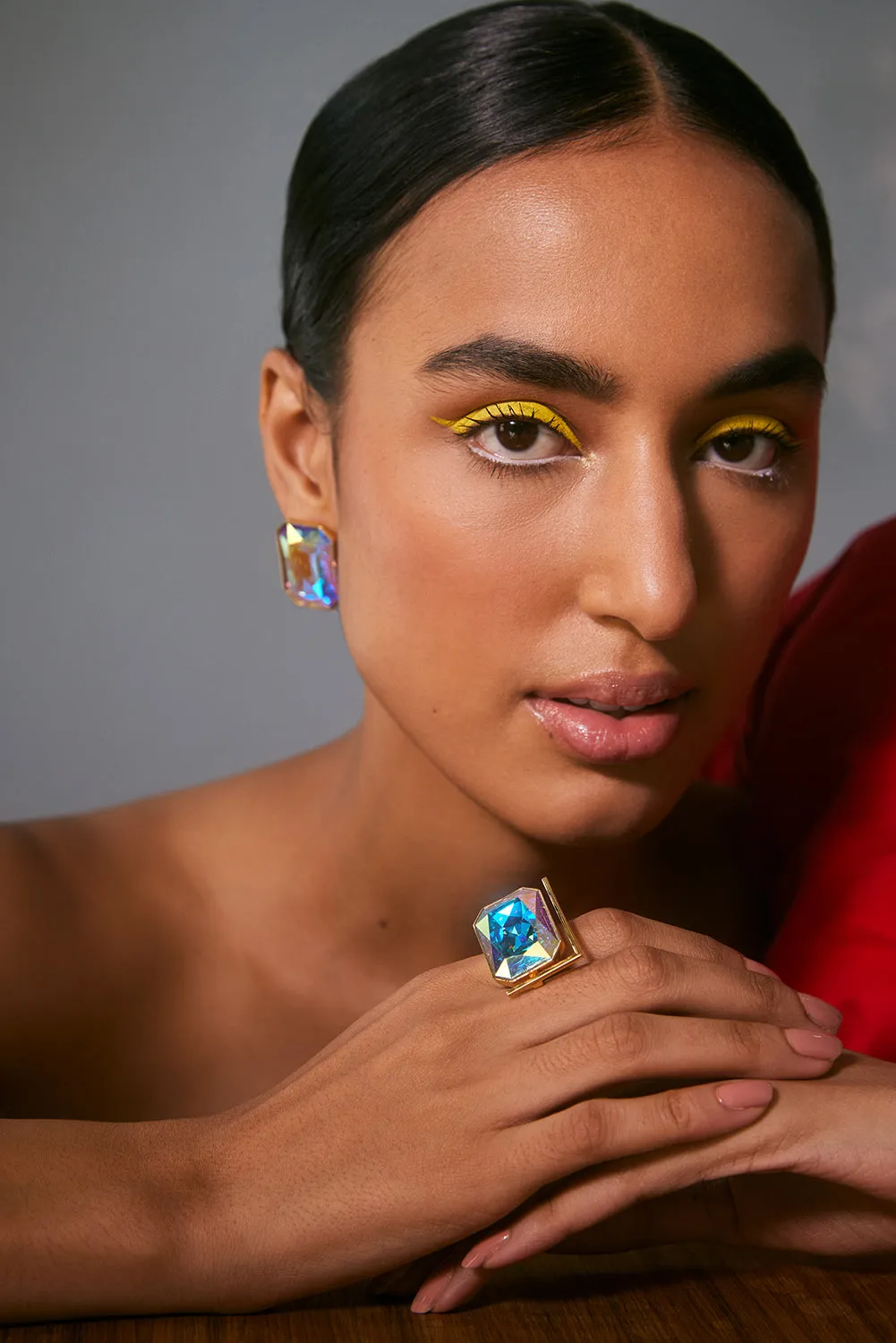Fashion Jewelry-18k Gold Plated-Cocktail Ring-Radiance Crystal-Multi-VOYCE1004-M-Fashion Edit Voyce