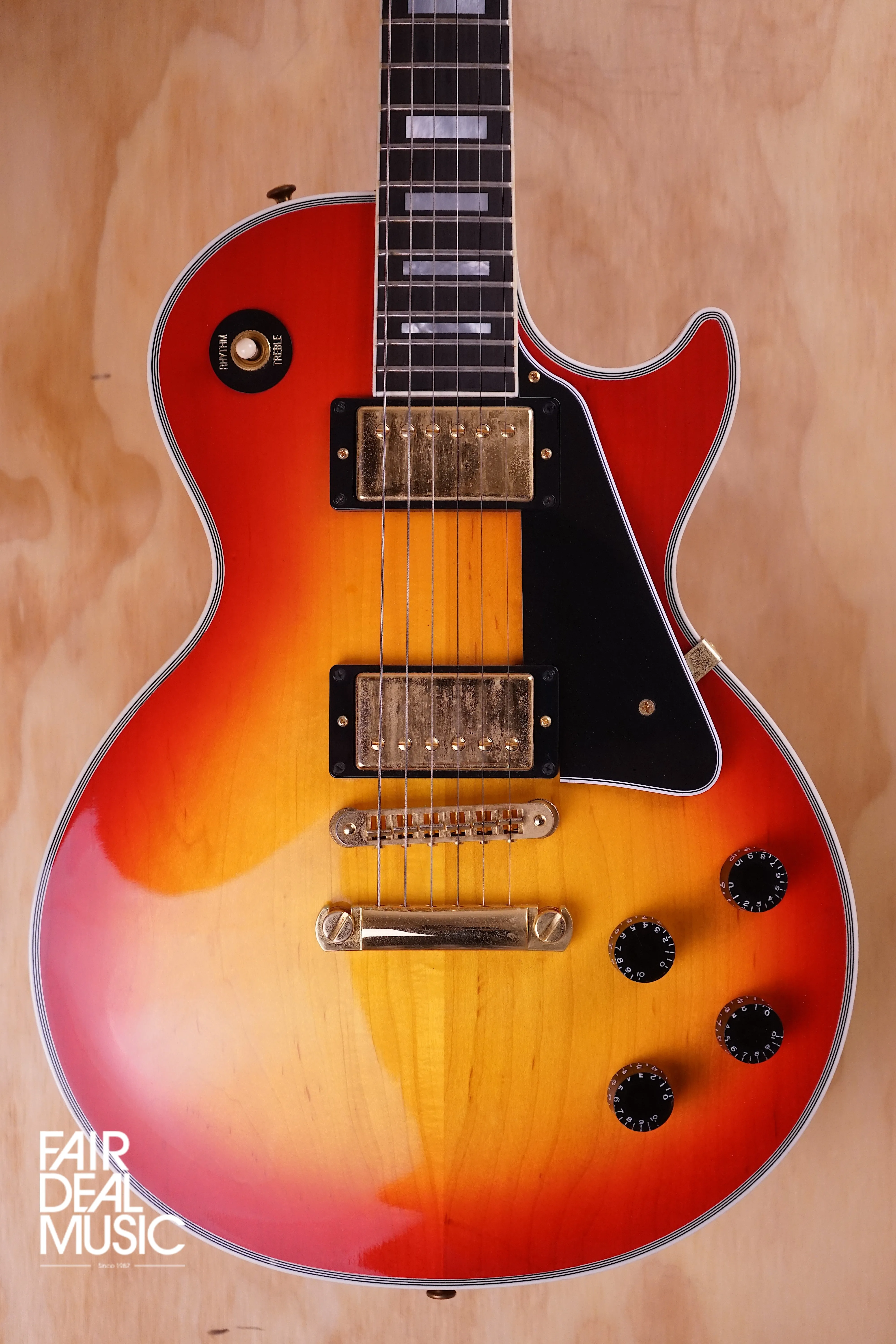 Gibson Les Paul Custom in Heritage Cherry, USED