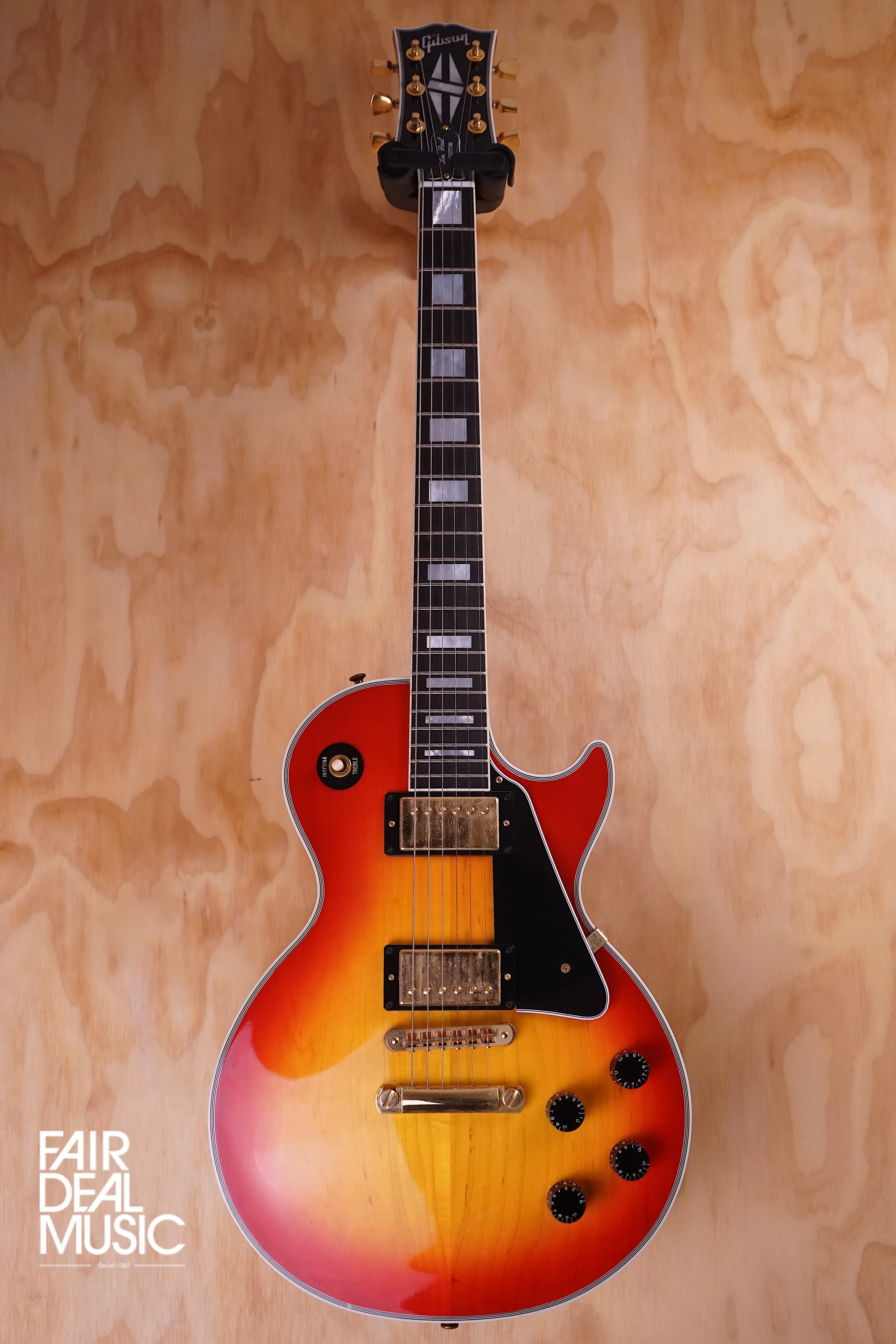 Gibson Les Paul Custom in Heritage Cherry, USED