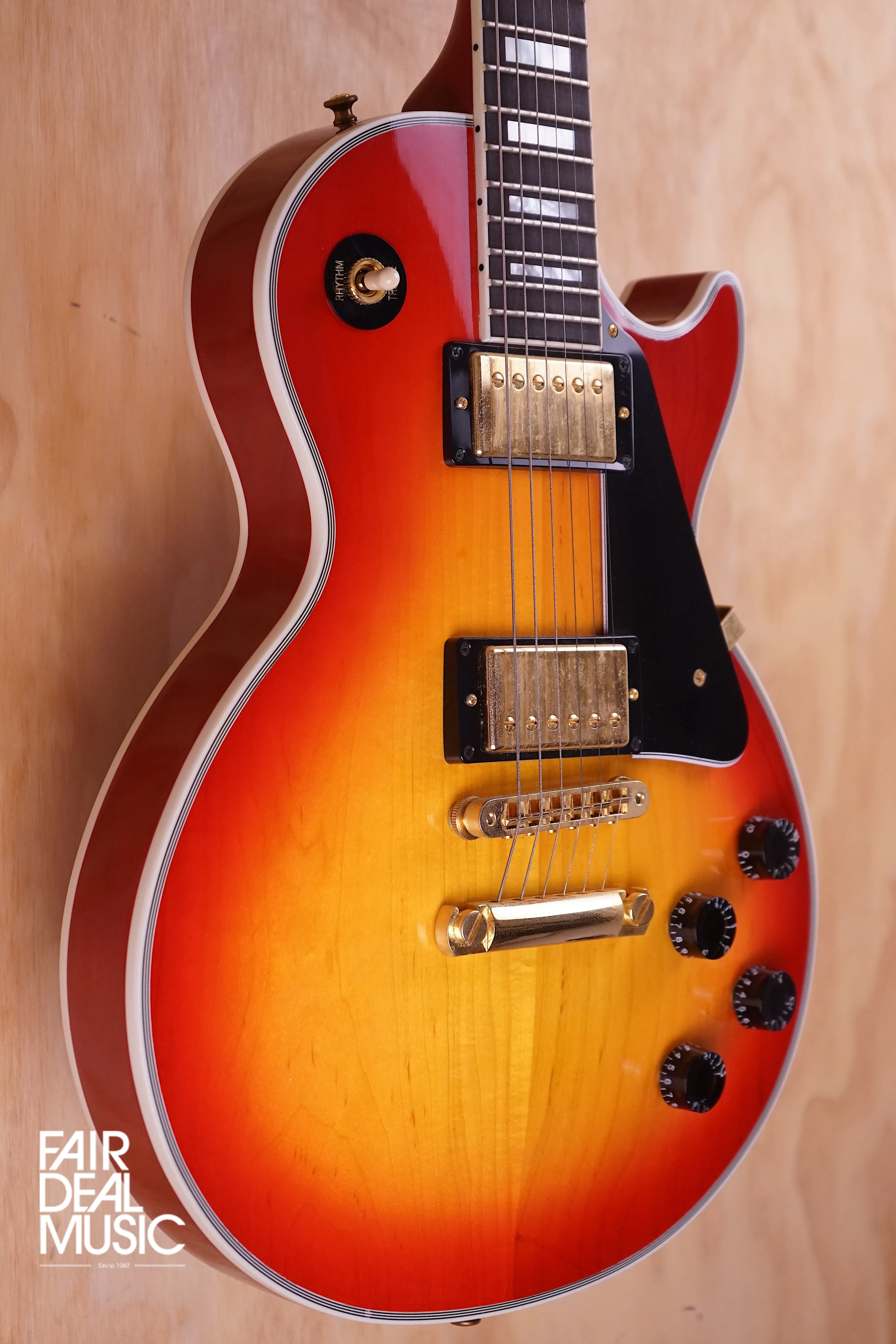 Gibson Les Paul Custom in Heritage Cherry, USED