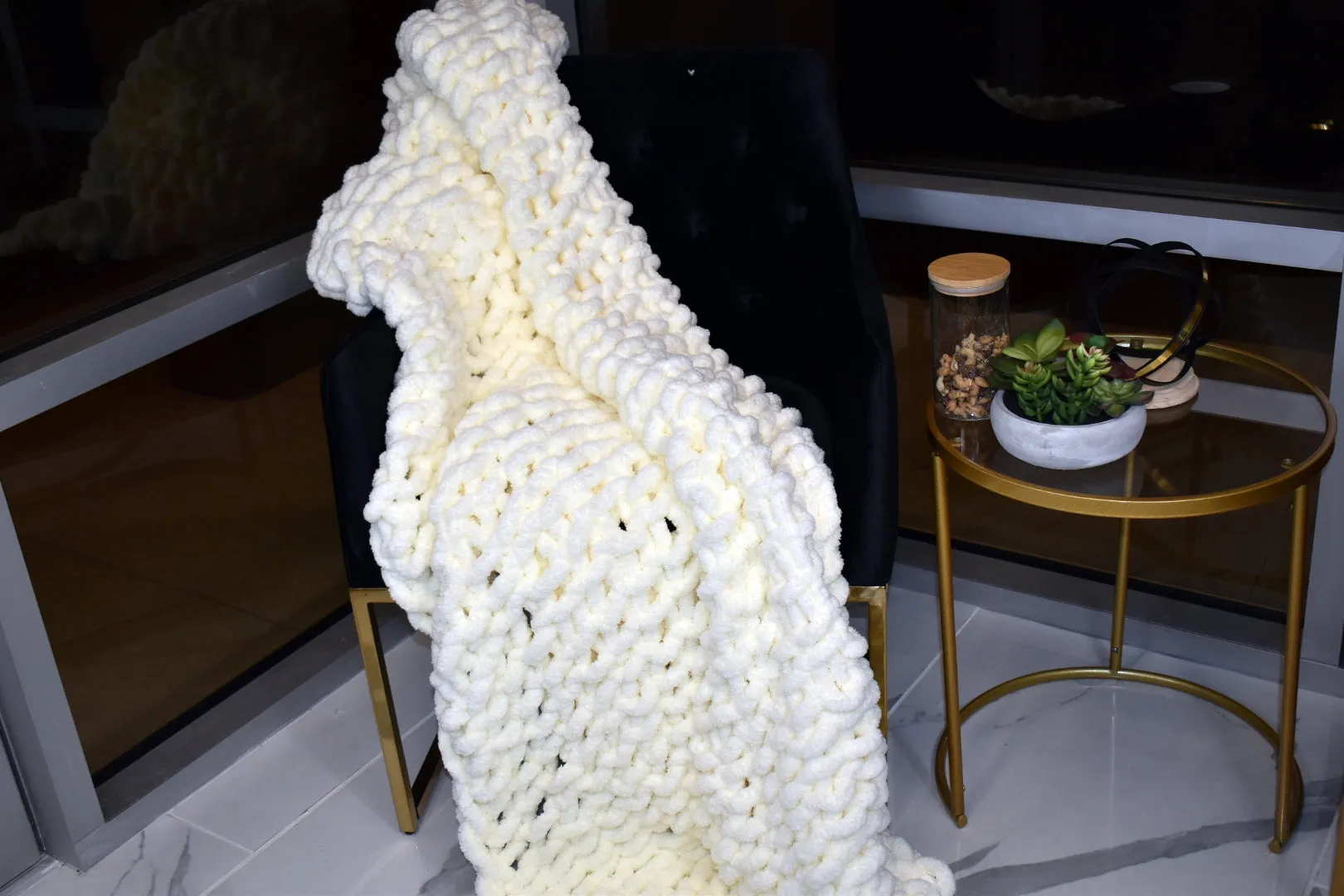 GOLD TEXTILES Chenille Throw Blanket ( 50X60 Inches ) Warm Soft Cozy for Lounge Sofa ,Couch & Bed, Home Decor