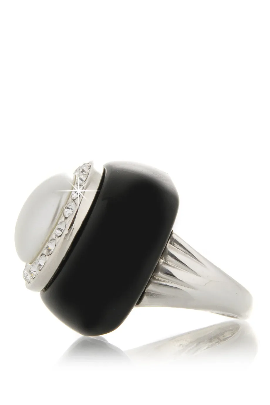 KENNETH JAY LANE CRYSTAL PEARL Black Ring