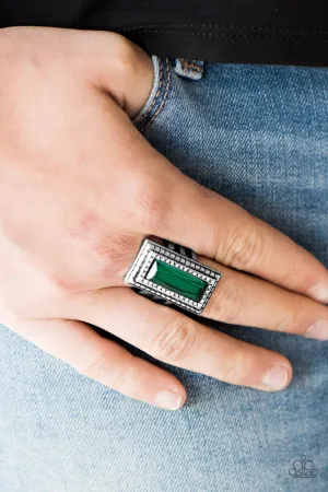 Paparazzi - Titleholder- Green Ring