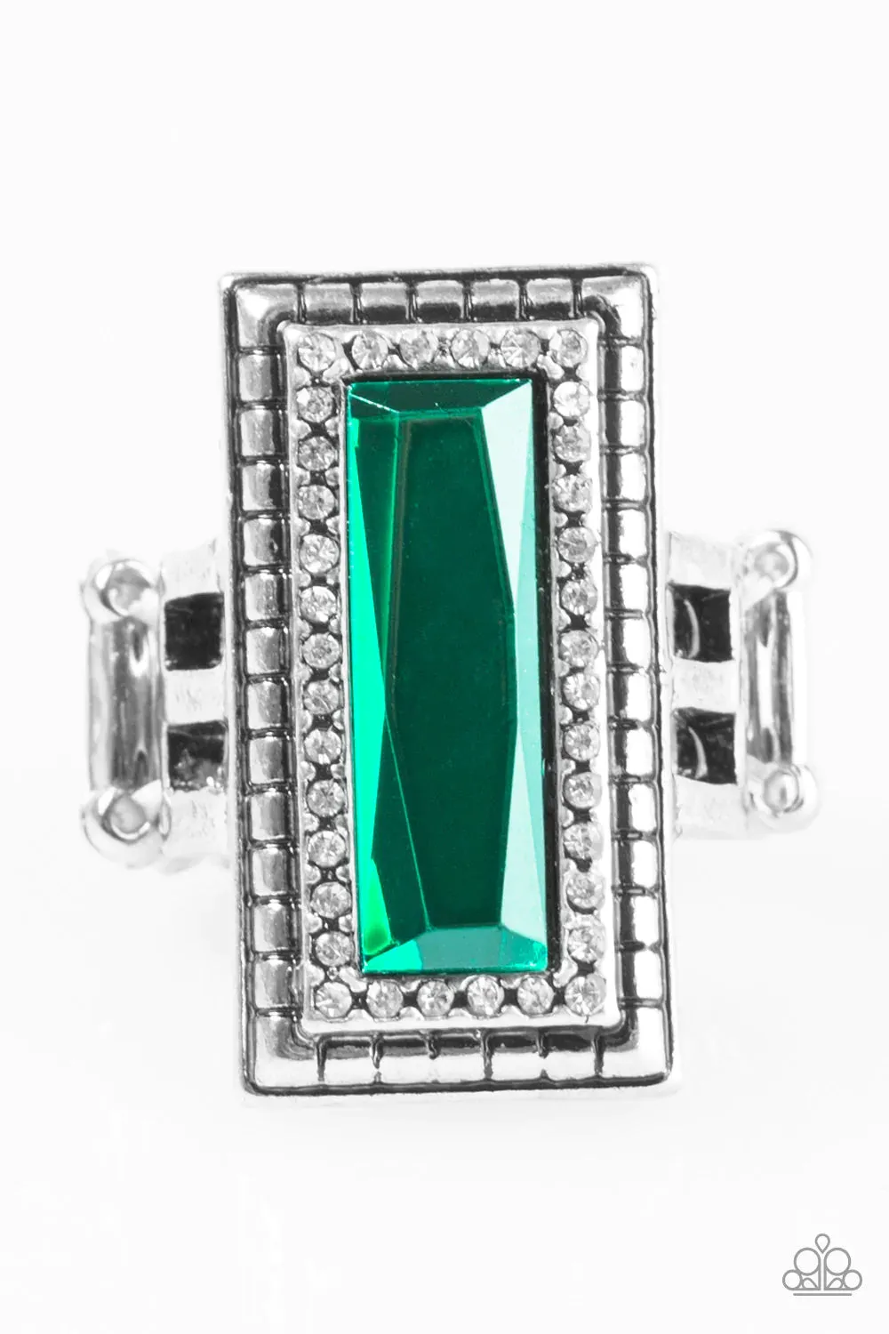Paparazzi - Titleholder- Green Ring