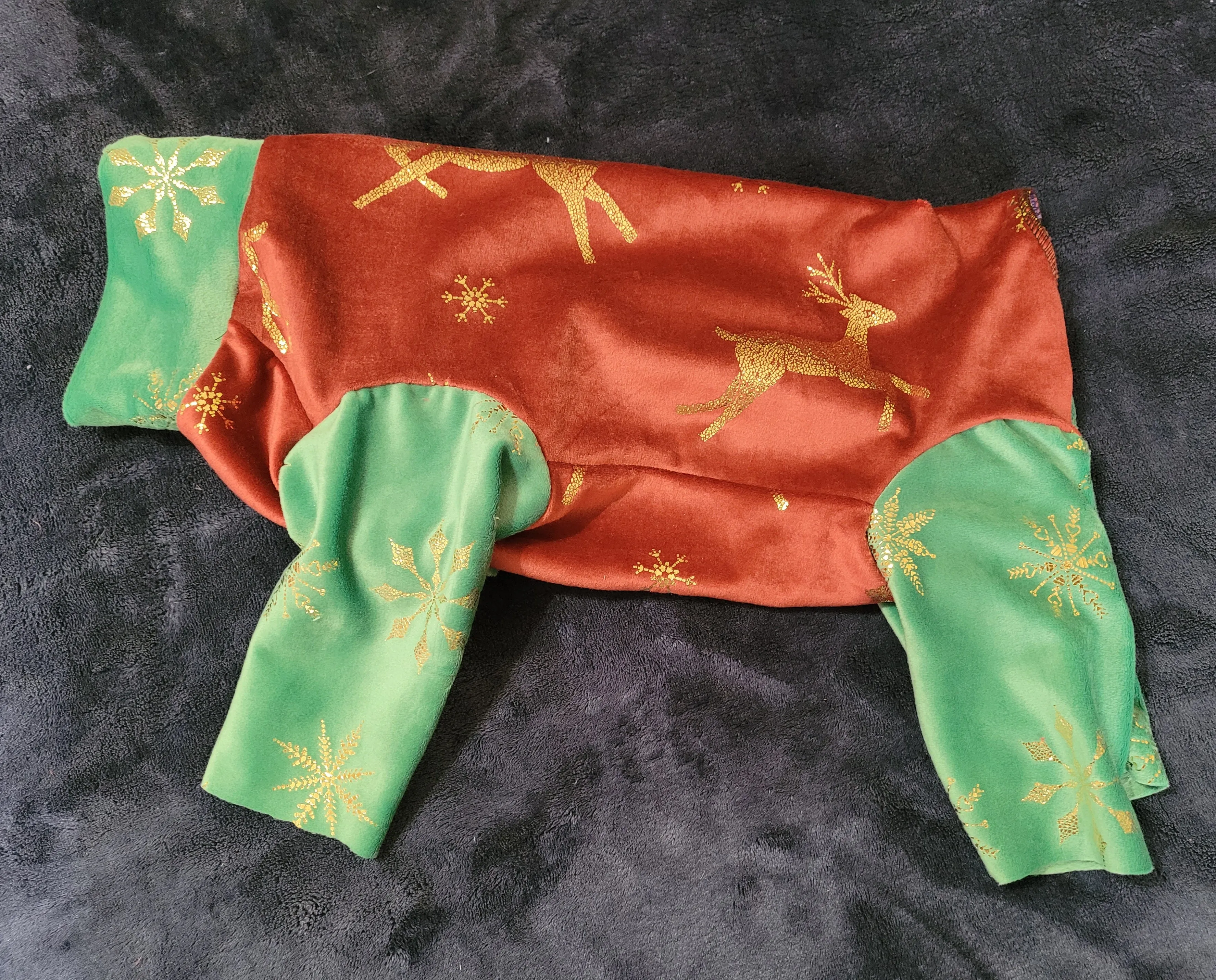 Pure Plush Fleece - RED & GREEN