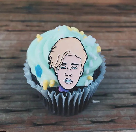 "Sorry" Justin Bieber Lapel Pin