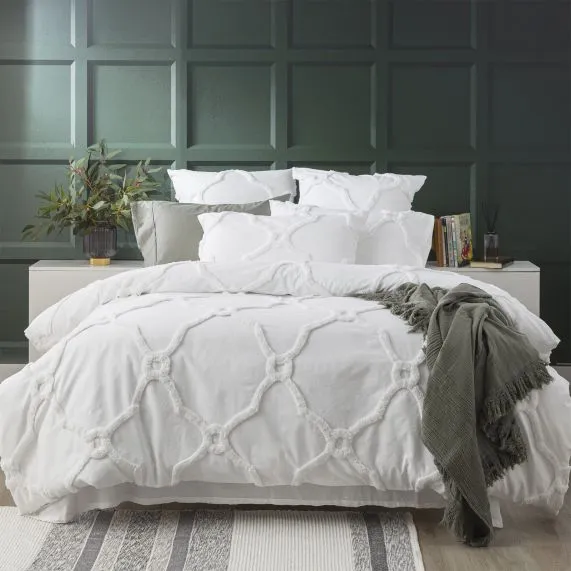 Renee Taylor Moroccan Cotton Chenille Vintage Washed Tufted Quilt Cover Sets - White