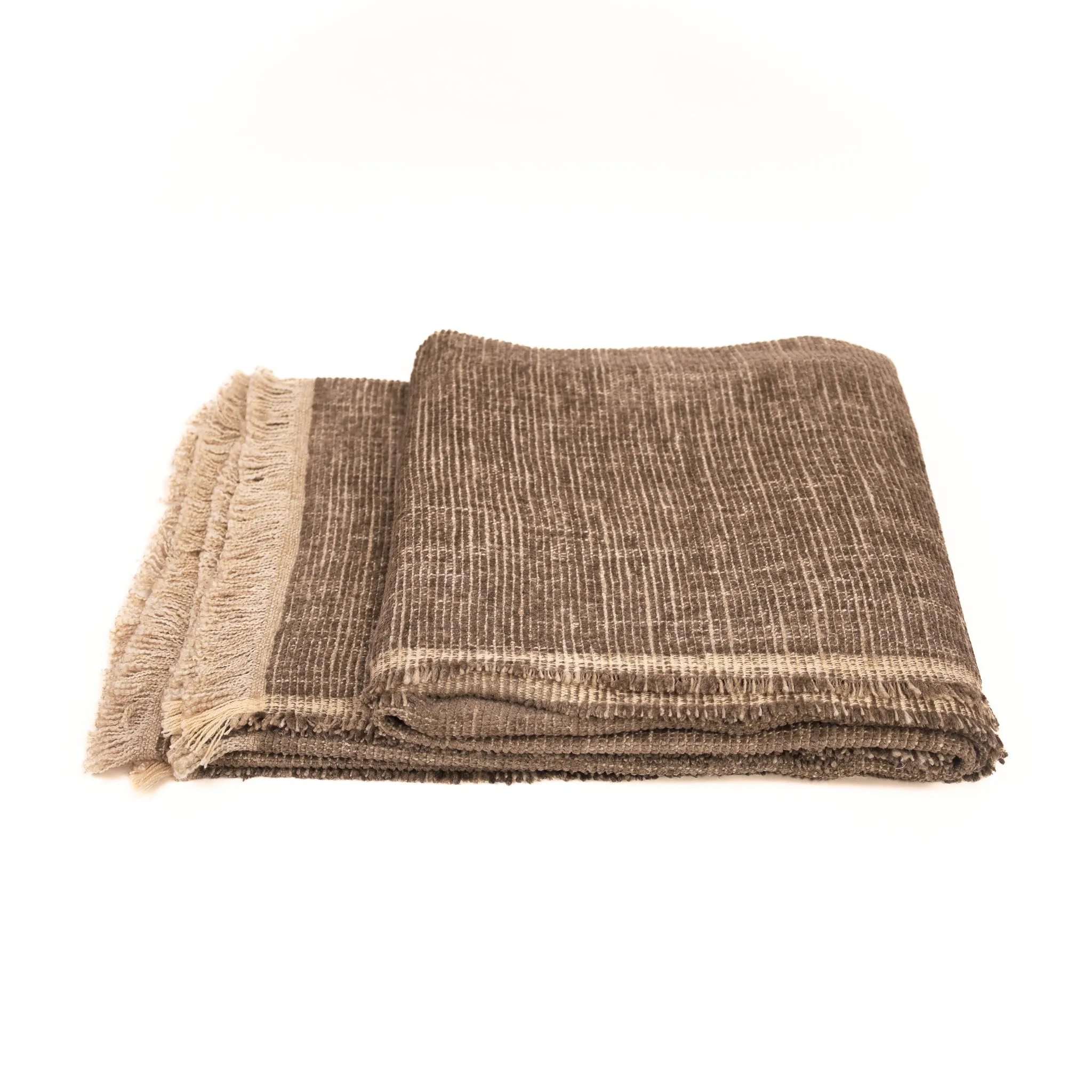 serra throw