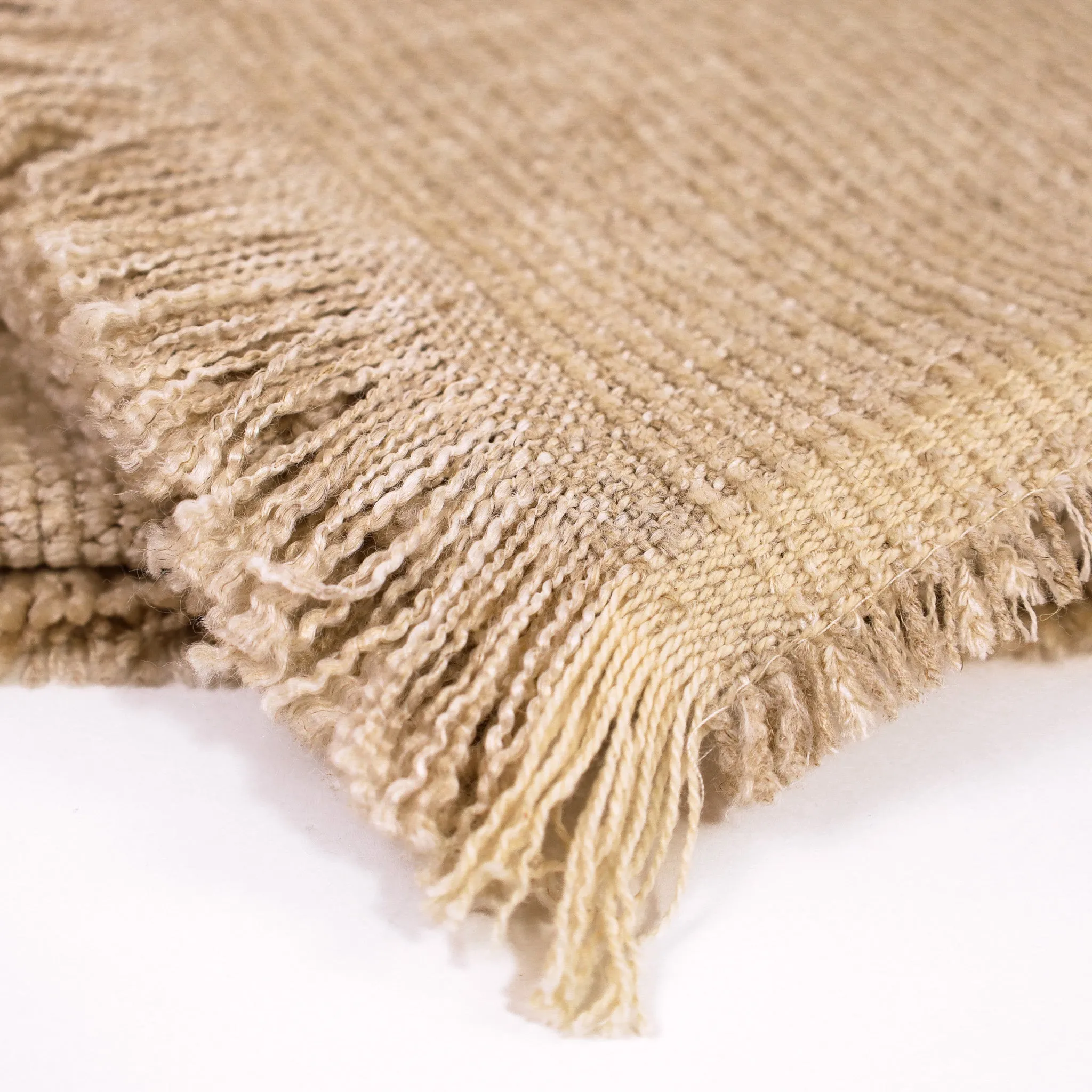 serra throw
