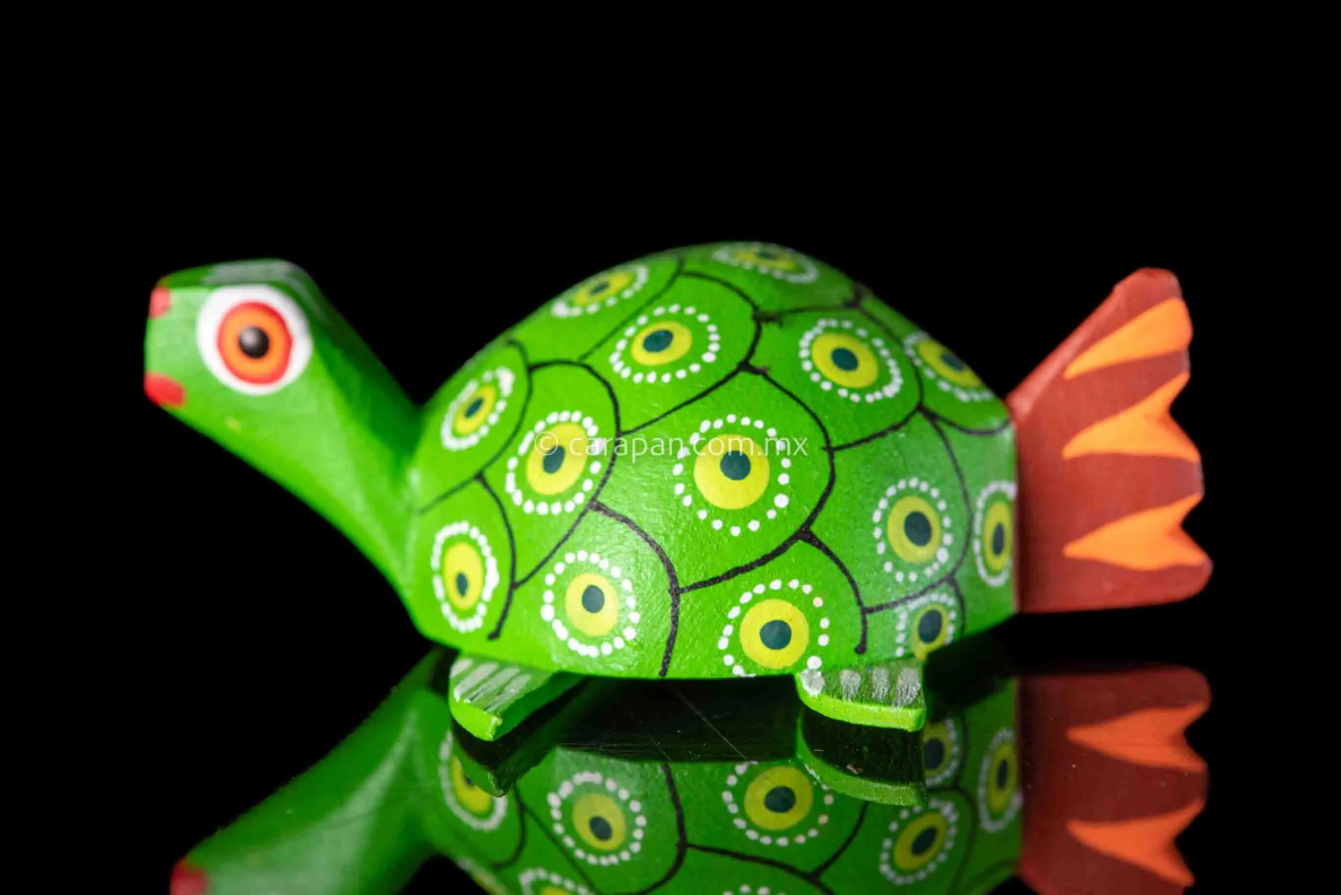Small Oaxacan Alebrije Green Turtle Wood Carving