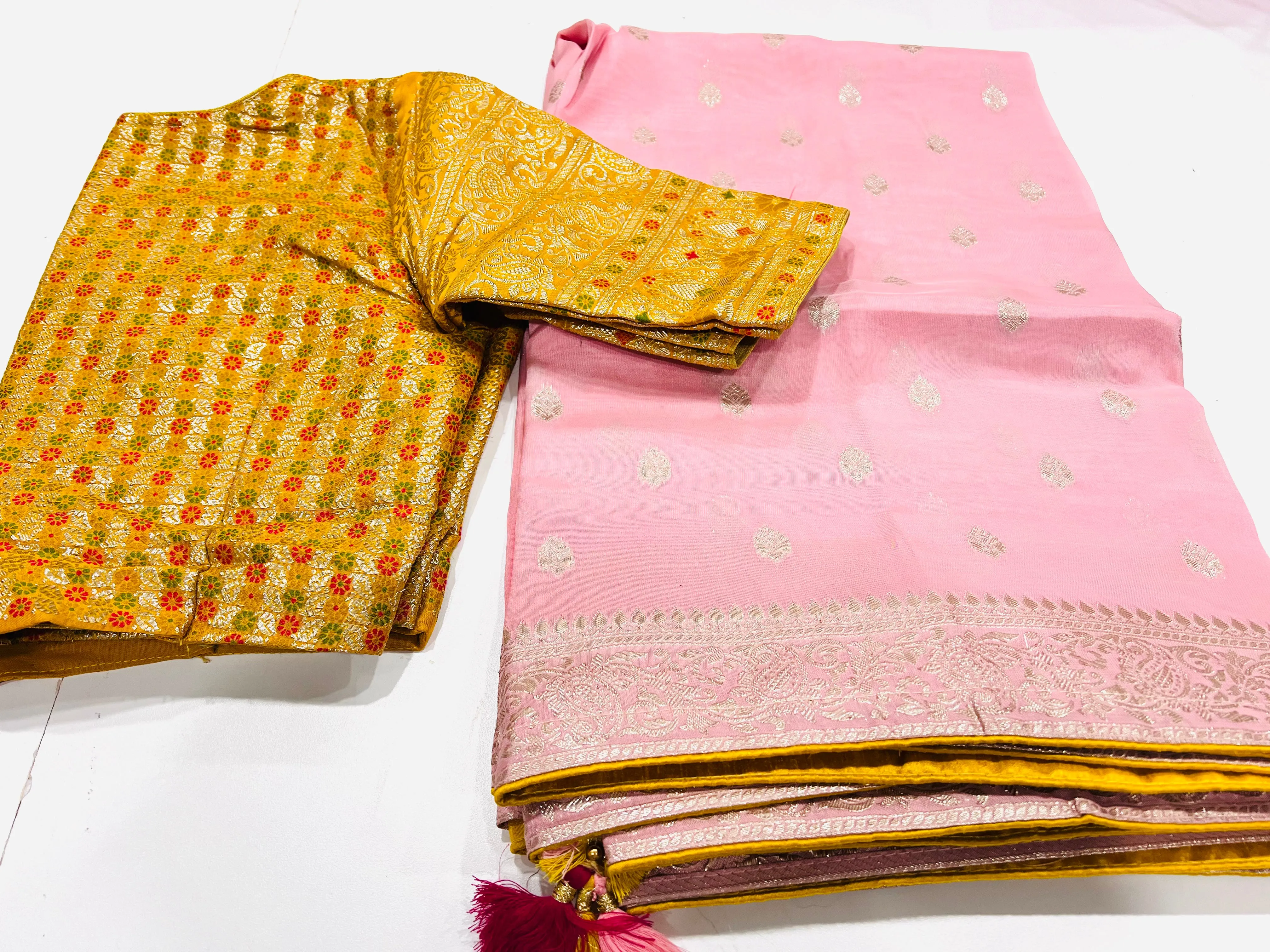 Soft Chiffon Banaras Munga Saree