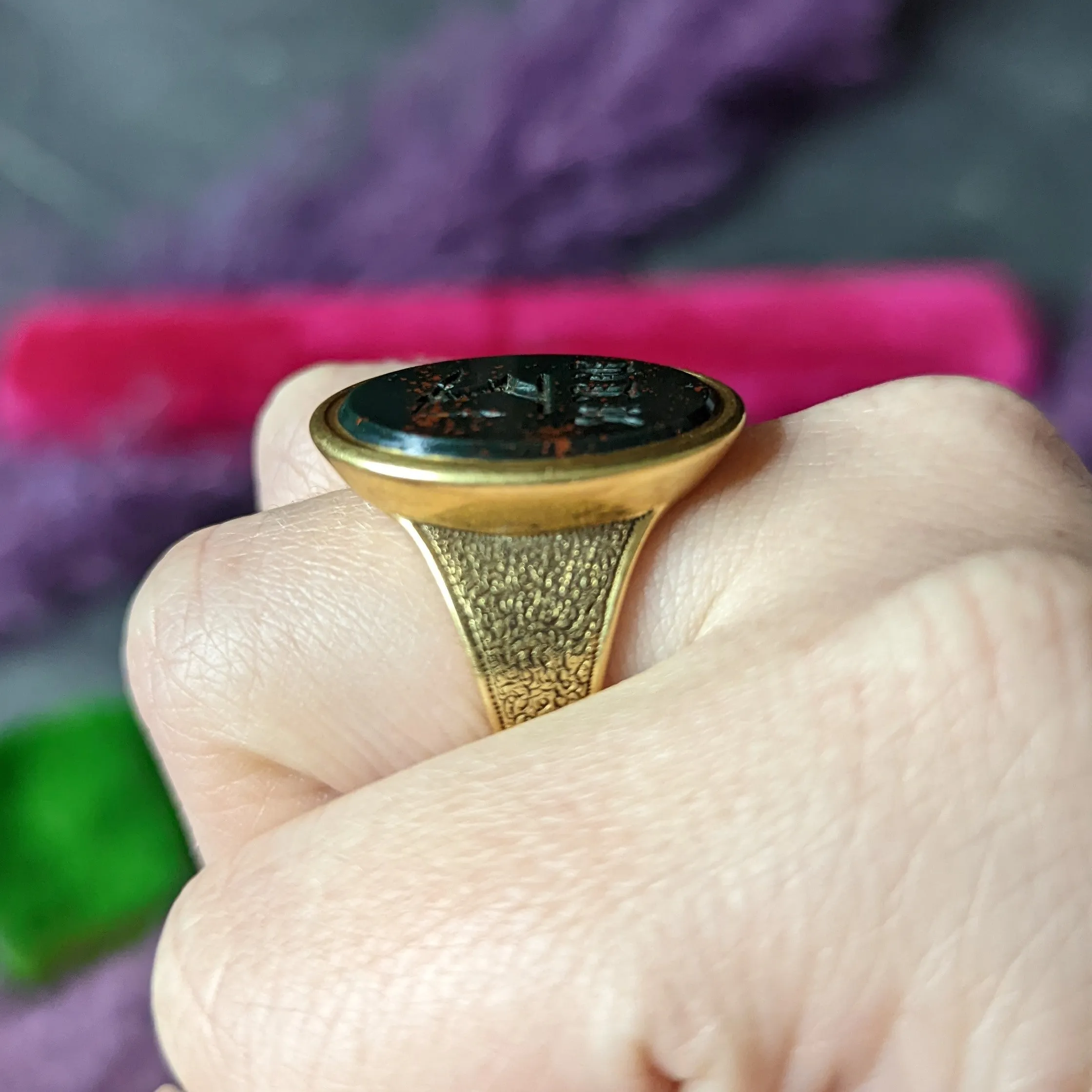 Victorian Bloodstone 18 Karat Gold Intaglio Monogram Signet Unisex Ring