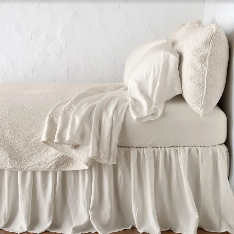 Vienna Coverlet - Parchment - Queen